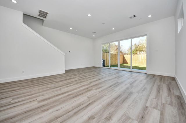 7012 & 7014 Saint Augustine Street, Houston, TX 77021