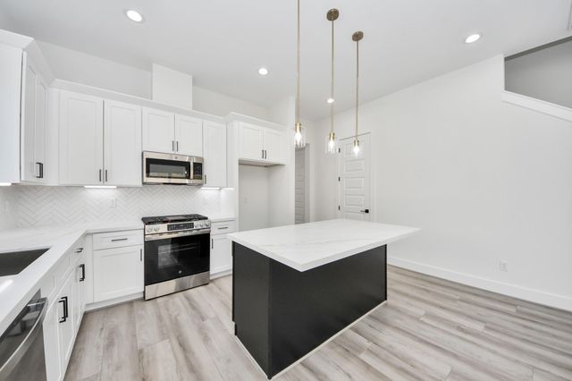 7012 & 7014 Saint Augustine Street, Houston, TX 77021