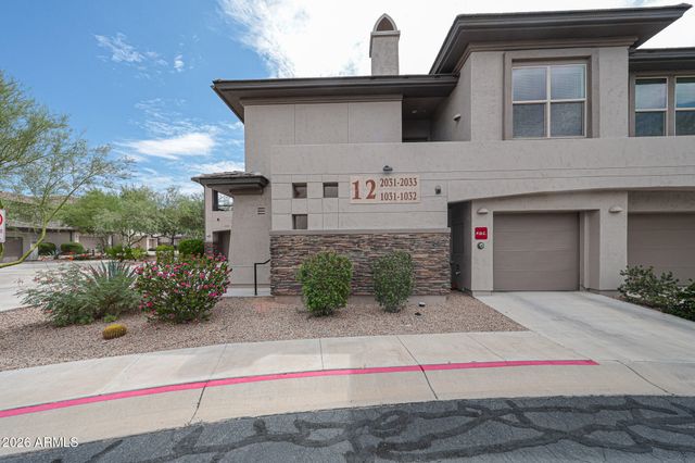 33575 N DOVE LAKES Drive 2033, Cave Creek, AZ 85331