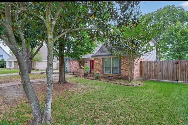 19919 Sundance Drive, Humble, TX 77346