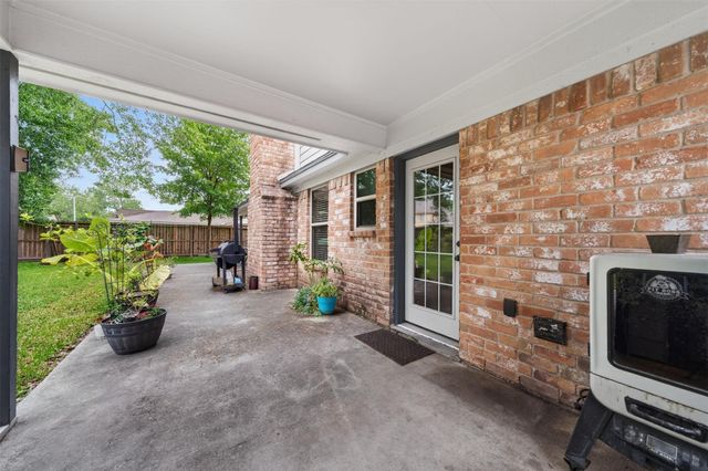 19919 Sundance Drive, Humble, TX 77346