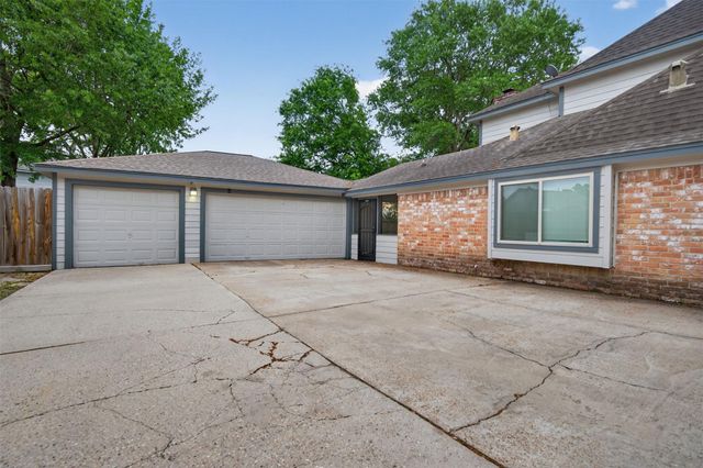 19919 Sundance Drive, Humble, TX 77346