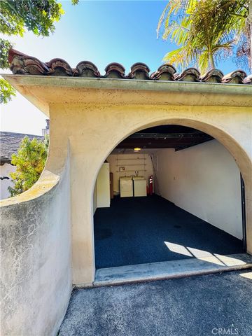 573 Temple Hills Drive, Laguna Beach, CA 92651