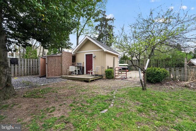 704 MAIN ST, Riverton, NJ 08077