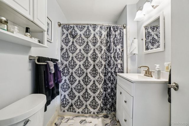 471 Lou Alice Drive, Columbiaville Village, MI 48421