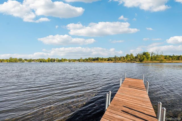 471 Lou Alice Drive, Columbiaville Village, MI 48421