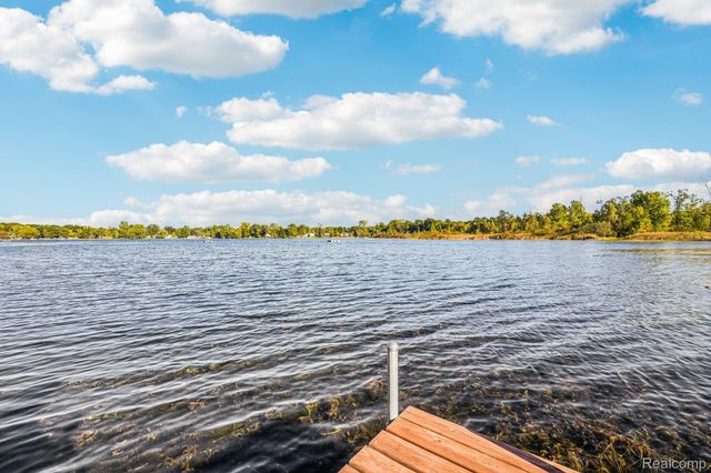 471 Lou Alice Drive, Columbiaville Village, MI 48421