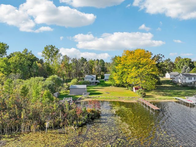 471 Lou Alice Drive, Columbiaville Village, MI 48421