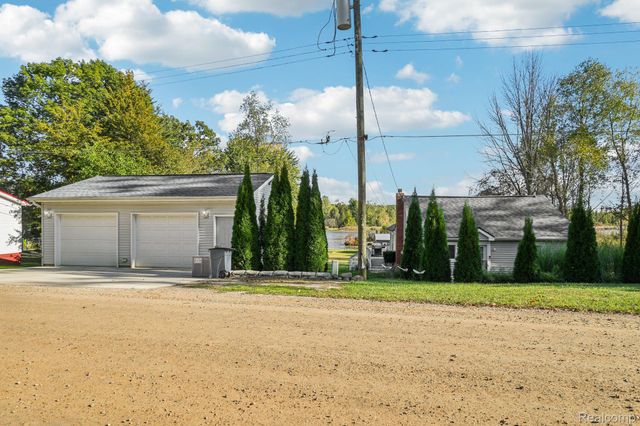 471 Lou Alice Drive, Columbiaville Village, MI 48421