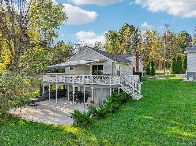 471 Lou Alice Drive, Columbiaville Village, MI 48421