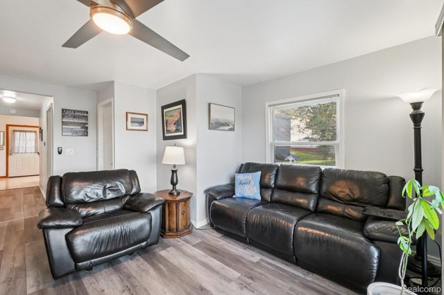 471 Lou Alice Drive, Columbiaville Village, MI 48421