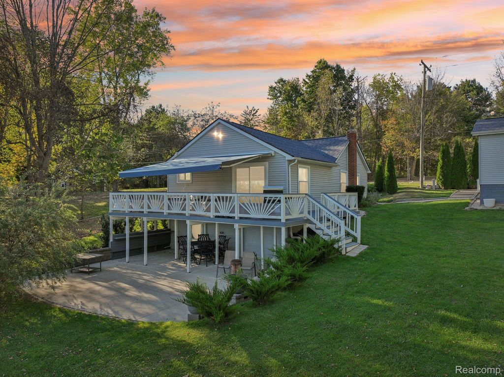 471 Lou Alice Drive, Columbiaville Village, MI 48421