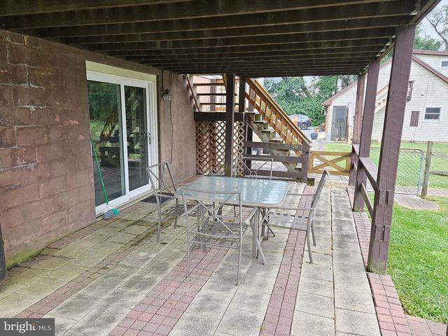 36 HUNTER LIGGETT DR, Shoemakersville, PA 19555