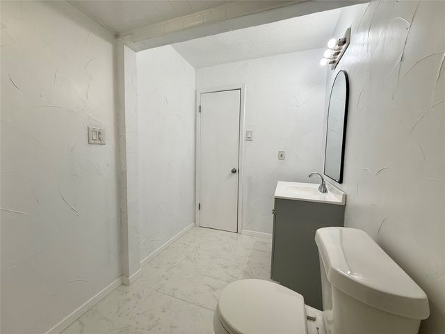 813 Via Balboa, Mesquite, TX 75150