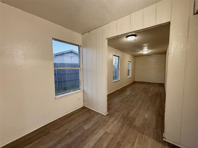 813 Via Balboa, Mesquite, TX 75150