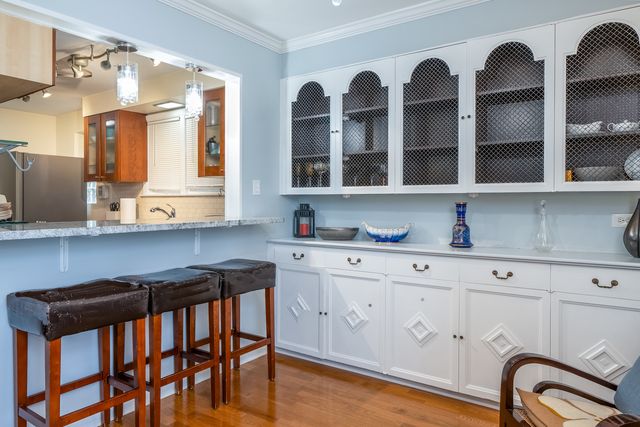 8953 Central Park Avenue, Evanston, IL 60203