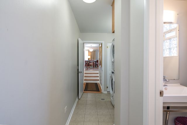 8953 Central Park Avenue, Evanston, IL 60203