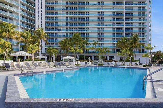 100 Bayview Dr 1106, Sunny Isles Beach, FL 33160