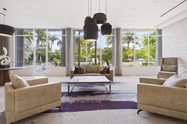 100 Bayview Dr 1106, Sunny Isles Beach, FL 33160