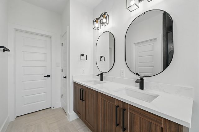 3445 Sanjeev Drive, Irving, TX 75060