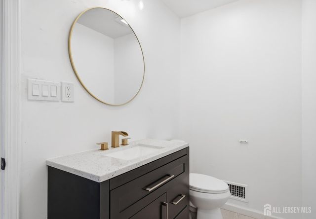 53 Bernard Avenue, Edison, NJ 08837
