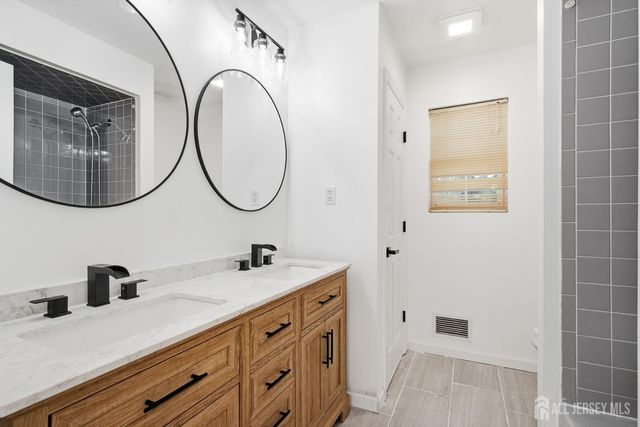 53 Bernard Avenue, Edison, NJ 08837