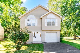 53 Bernard Avenue, Edison, NJ 08837