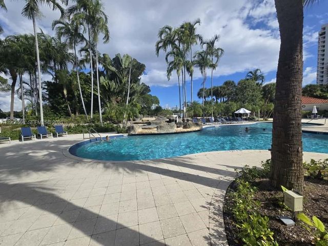 3300 NE 191st St 1202, Aventura, FL 33180