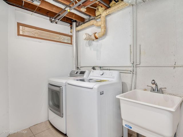 19W100 22nd Street, Lombard, IL 60148