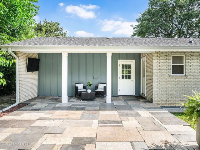 19W100 22nd Street, Lombard, IL 60148