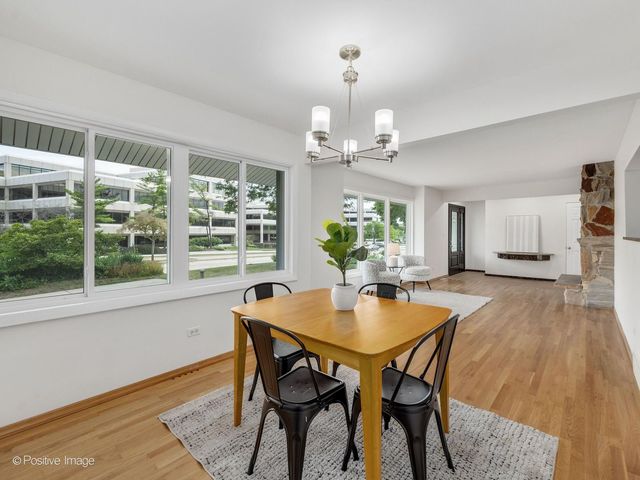 19W100 22nd Street, Lombard, IL 60148
