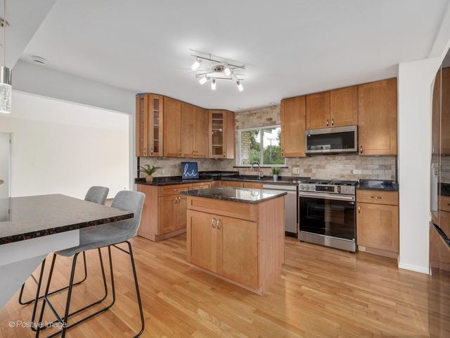 19W100 22nd Street, Lombard, IL 60148