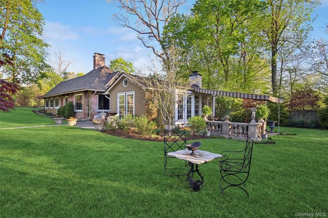 8 N Wodenethe Drive, Beacon, NY 12508