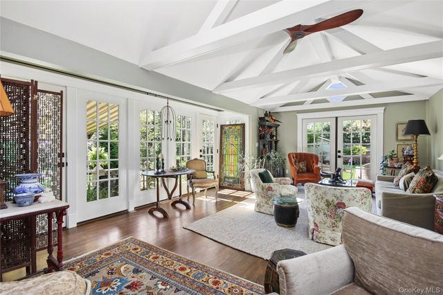 8 N Wodenethe Drive, Beacon, NY 12508