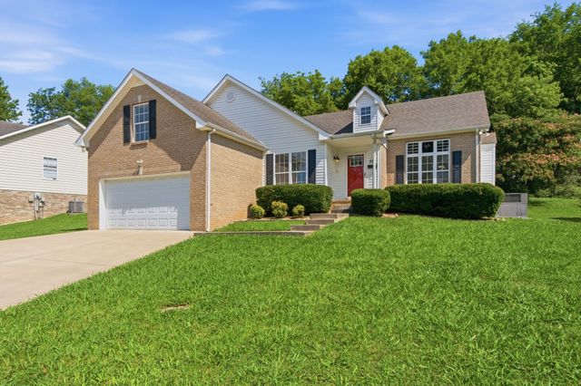 523 Turner Reynolds Ct, Clarksville, TN 37043