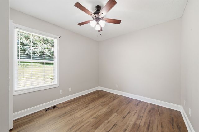 523 Turner Reynolds Ct, Clarksville, TN 37043