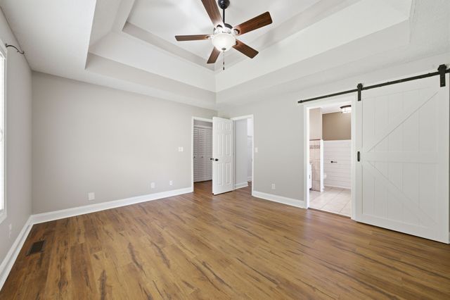 523 Turner Reynolds Ct, Clarksville, TN 37043