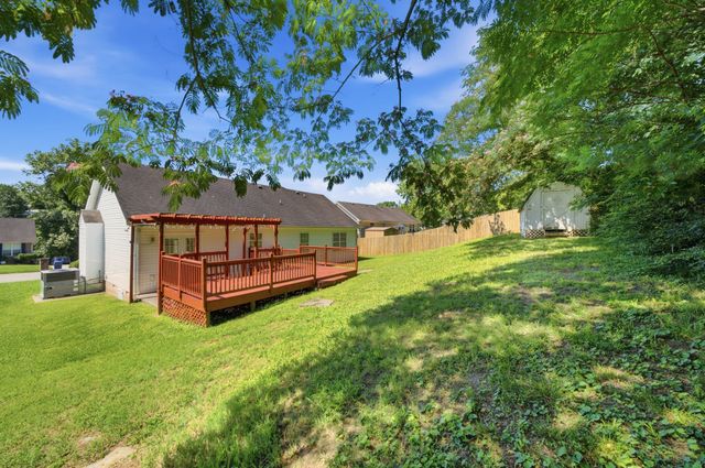 523 Turner Reynolds Ct, Clarksville, TN 37043