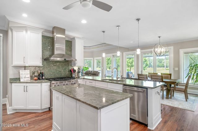 124 Cedar Point Drive, Wallace, NC 28466