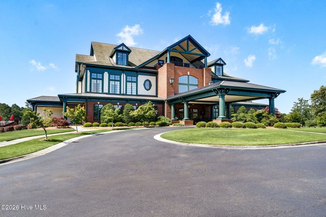 124 Cedar Point Drive, Wallace, NC 28466