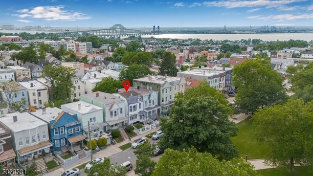 181 Winfield Ave, Jersey City, NJ 07305
