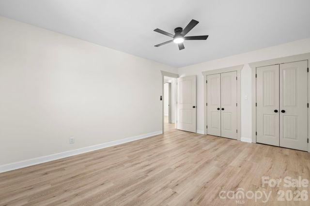 106 Royalwood Drive, Lenoir, NC 28645