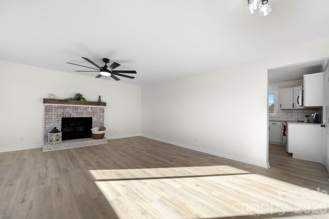 106 Royalwood Drive, Lenoir, NC 28645