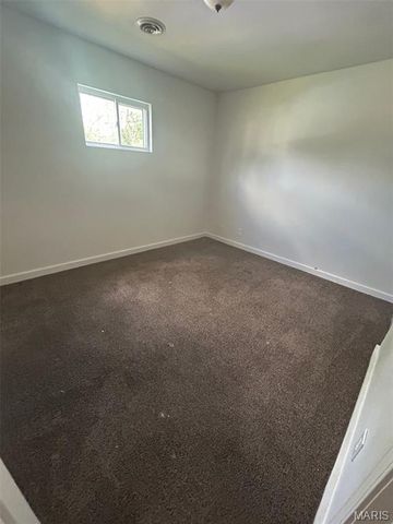 30 Saint Gregory Drive, Cahokia, IL 62206
