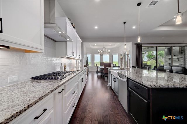 621 Altea Drive, Leander, TX 78641