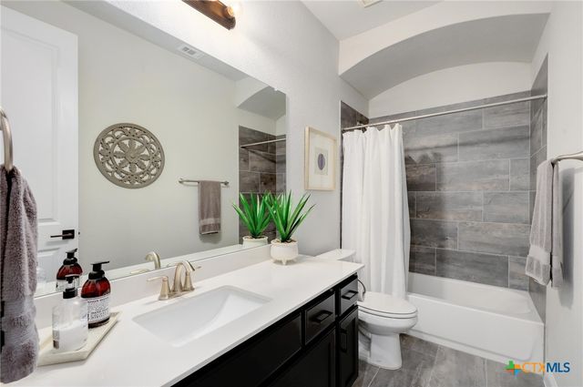 621 Altea Drive, Leander, TX 78641