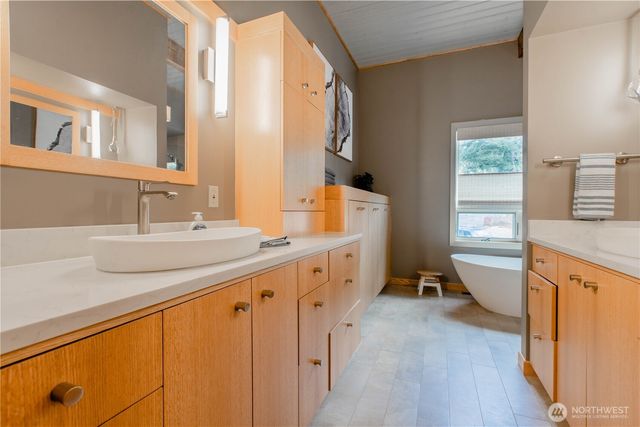 123 Hiline Road, Bellingham, WA 98229