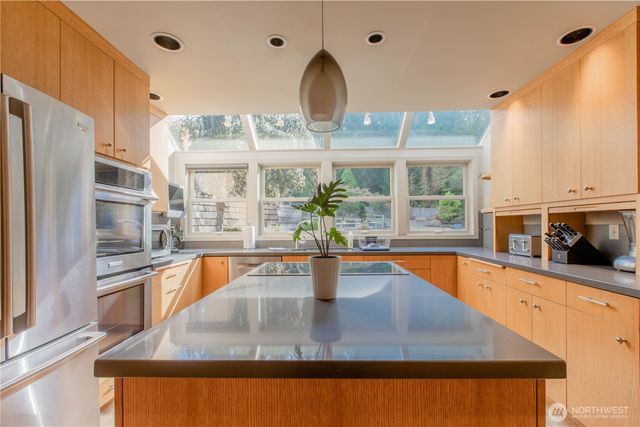 123 Hiline Road, Bellingham, WA 98229