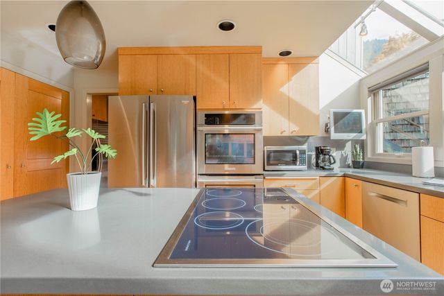 123 Hiline Road, Bellingham, WA 98229