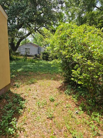 2313 Aintree Avenue, North Charleston, SC 29405